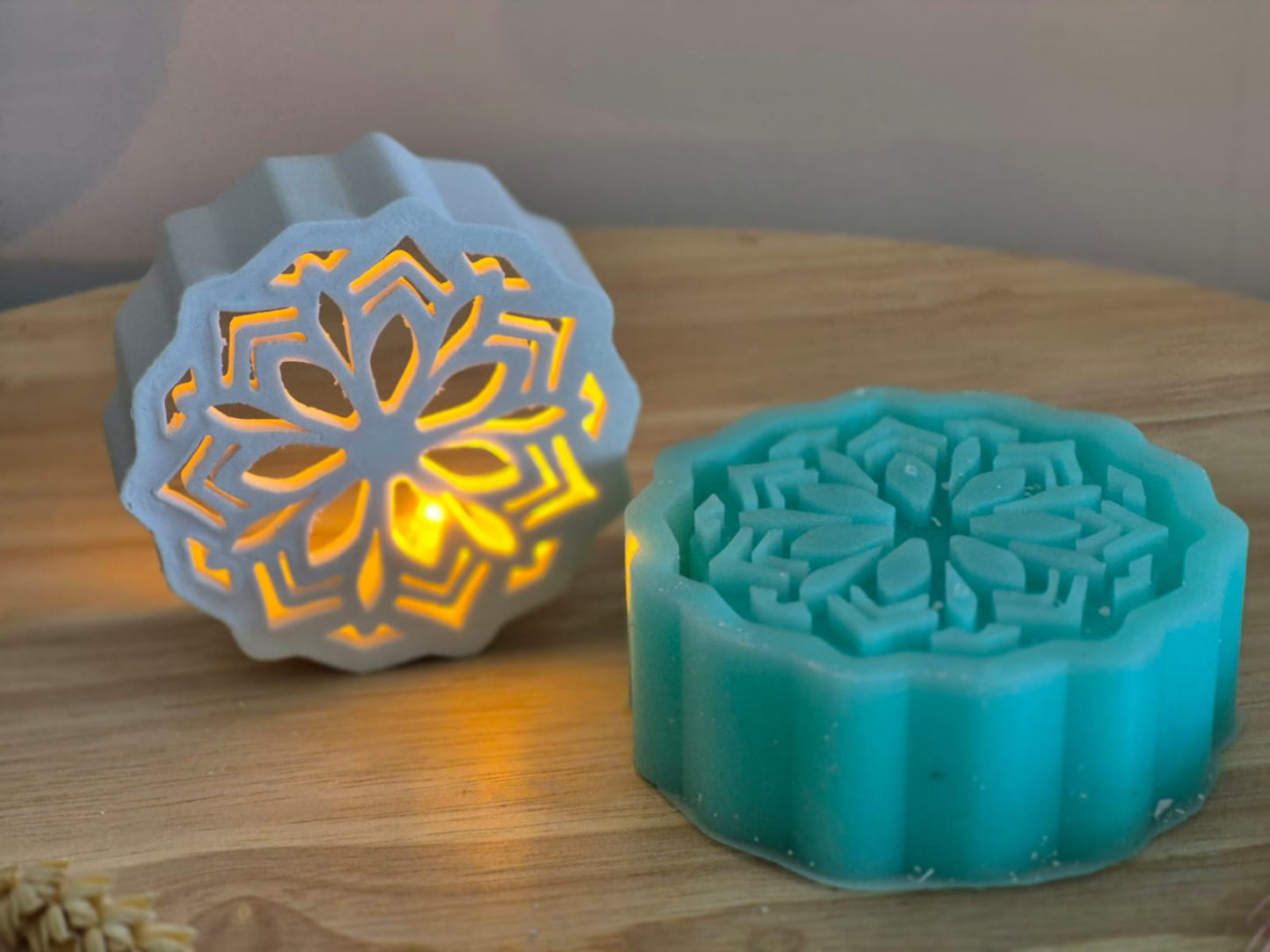 Silikonform Herbstblumen im Mandaladesign für Ballonlicht