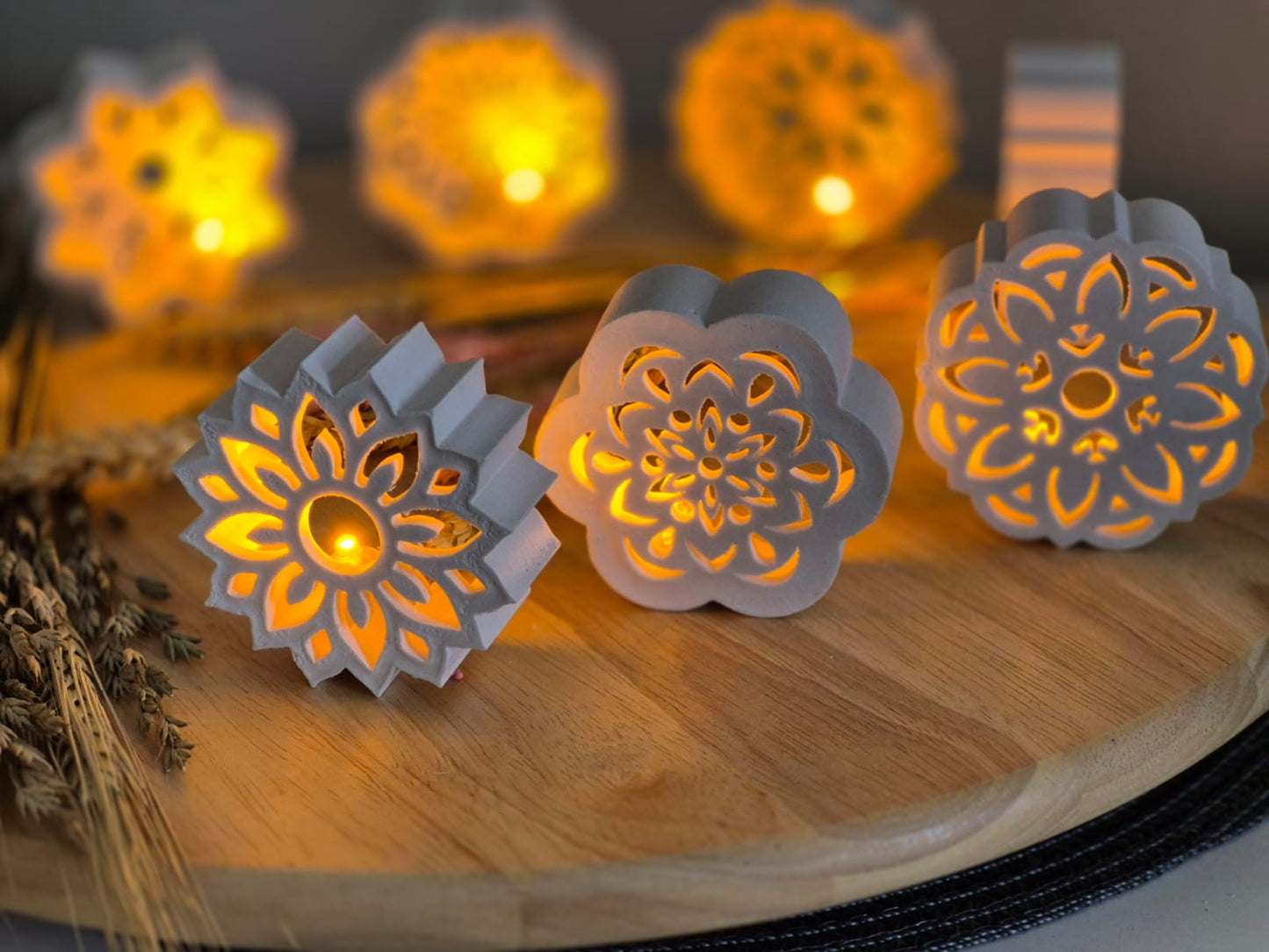 Silikonform Herbstblumen im Mandaladesign für Ballonlicht