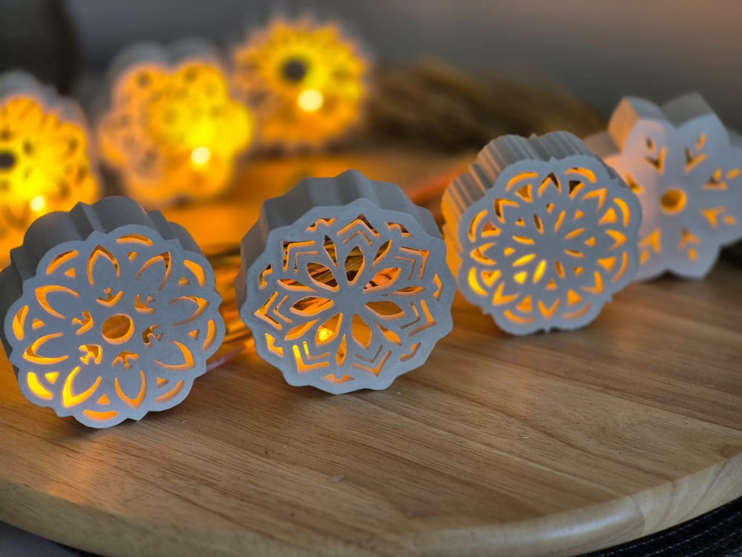 Silikonform Herbstblumen im Mandaladesign für Ballonlicht
