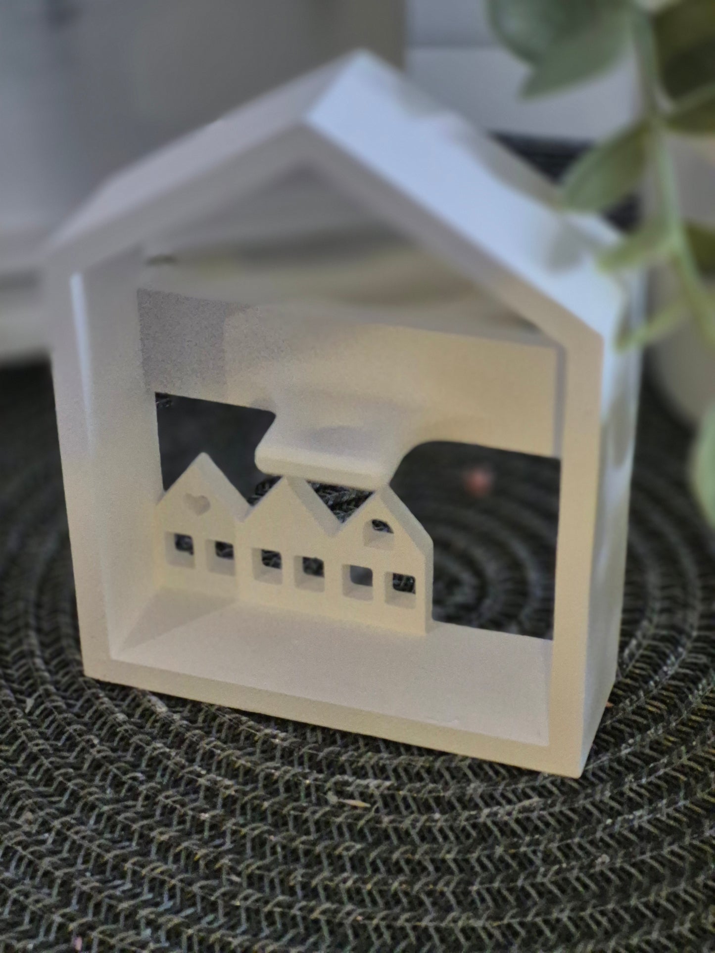 Haus für kleine Botschaften als Ballonlichtform