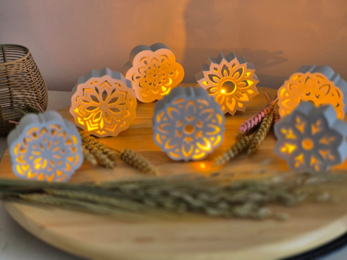 Silikonform Herbstblumen im Mandaladesign für Ballonlicht