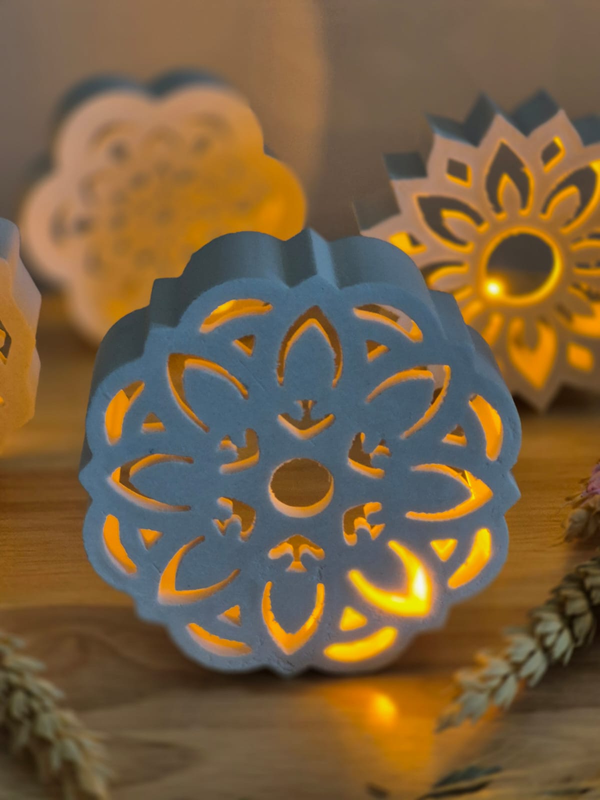 Silikonform Herbstblumen im Mandaladesign für Ballonlicht