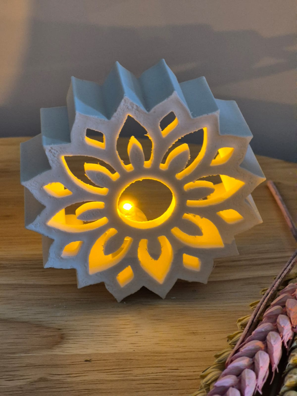 Silikonform Herbstblumen im Mandaladesign für Ballonlicht