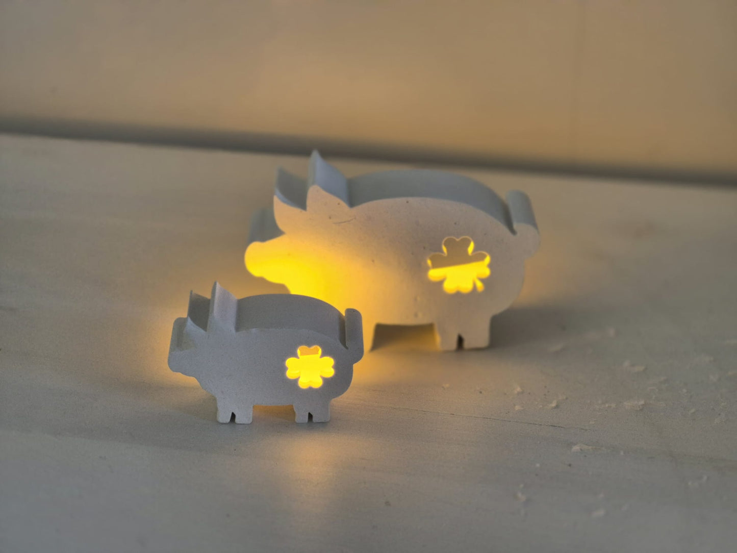 Silikonformen für Silvesterschweinchen für Ballonlichter