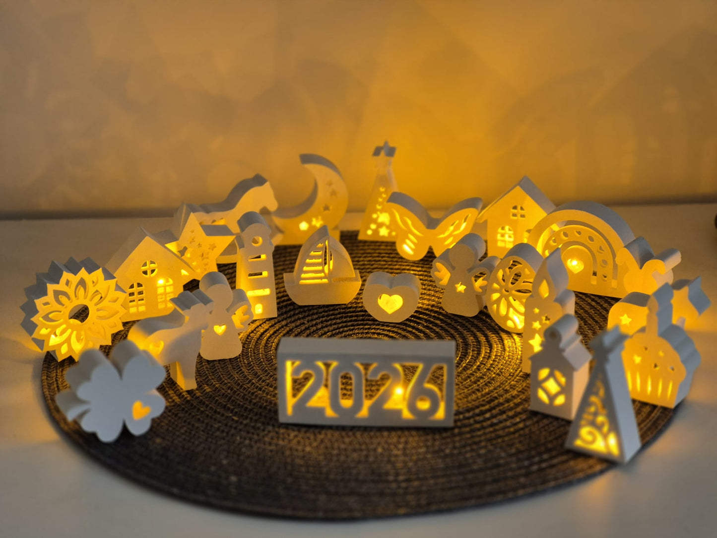 Adventskalender mit 24 Mini Ballonlicht Silikonformen