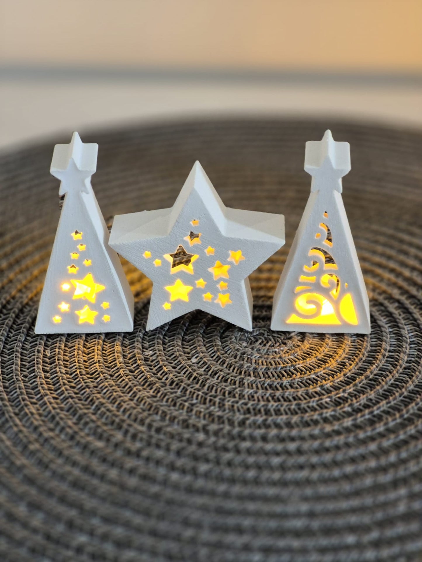 Adventskalender mit 24 Mini Ballonlicht Silikonformen