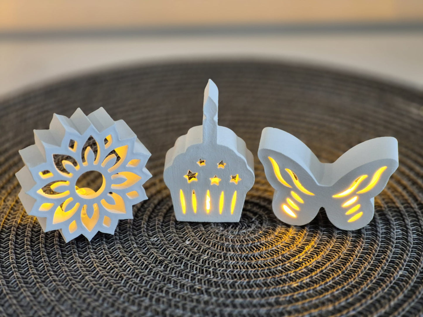 Adventskalender mit 24 Mini Ballonlicht Silikonformen