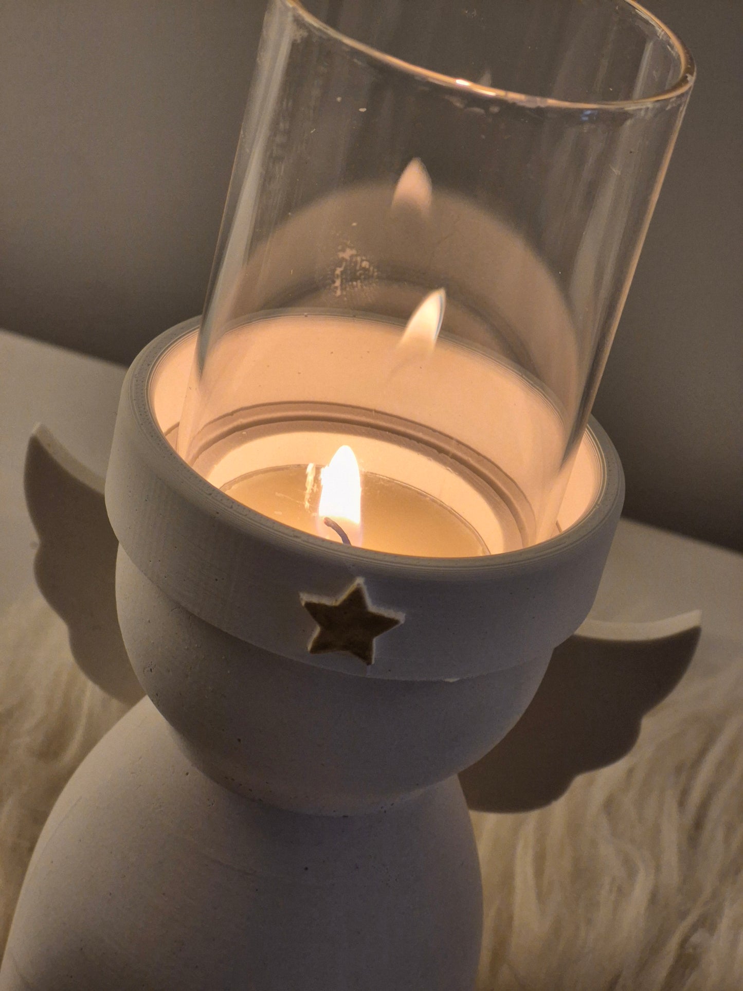 Silikonform Engel Kerzenhalter für Stab- und Teelichter mit Windlichtglasfunktion